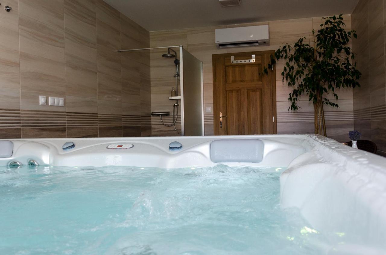 Apartmány u Kotačků Veverske Kninice Exterior foto